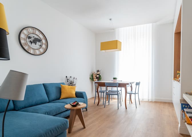 Nuances the Colosseum Apartment