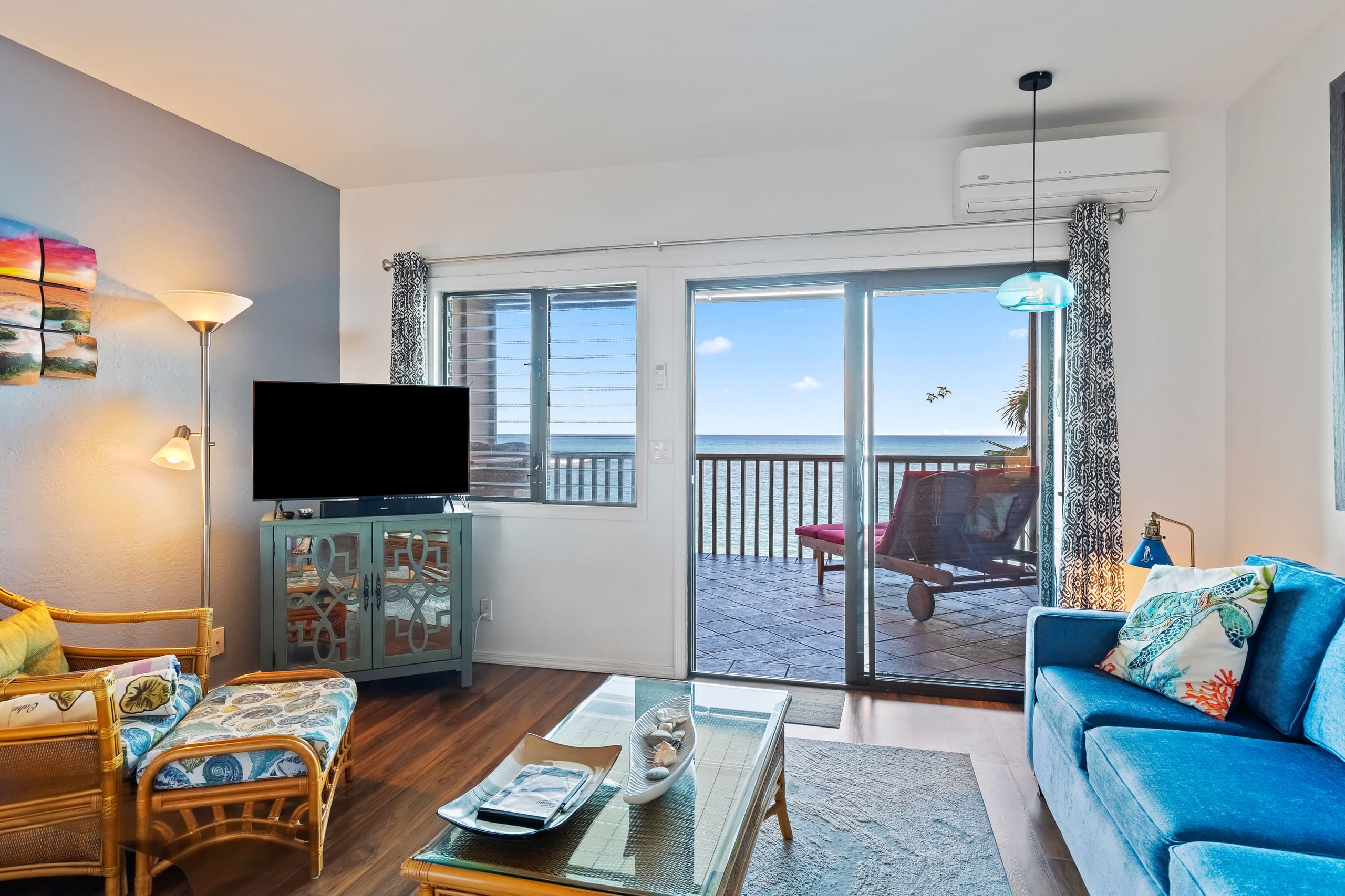 Condo in Lahaina · ★5.0 · Studio · 2 beds · 1 bath - Image 1