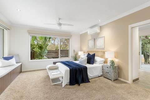 Popular Airbnb listing: Panoramic Ocean and Park views, amazing location! in Torquay