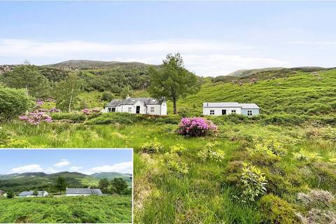 Cosy, peaceful, luxury Highland cottage