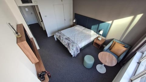 Popular Airbnb listing: Chatswood Hotel Apartment in Chatswood