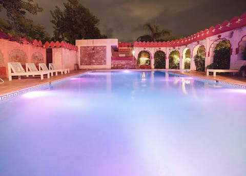 Modern Hut Room at Resorts in Pushkar