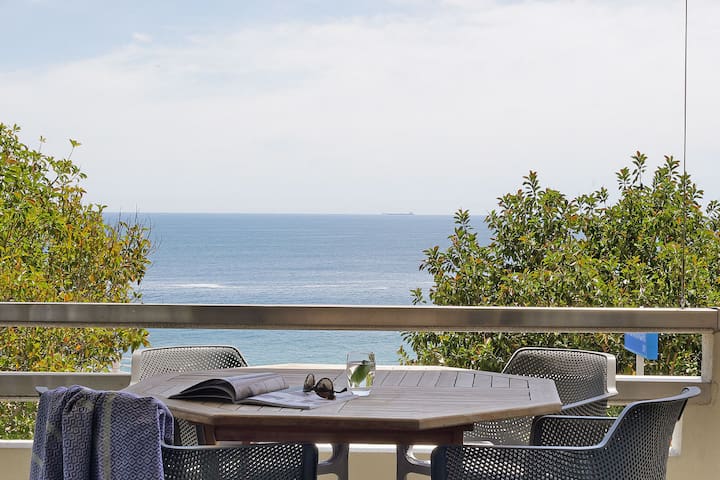 Modern Clifton Apartment – Number 5101