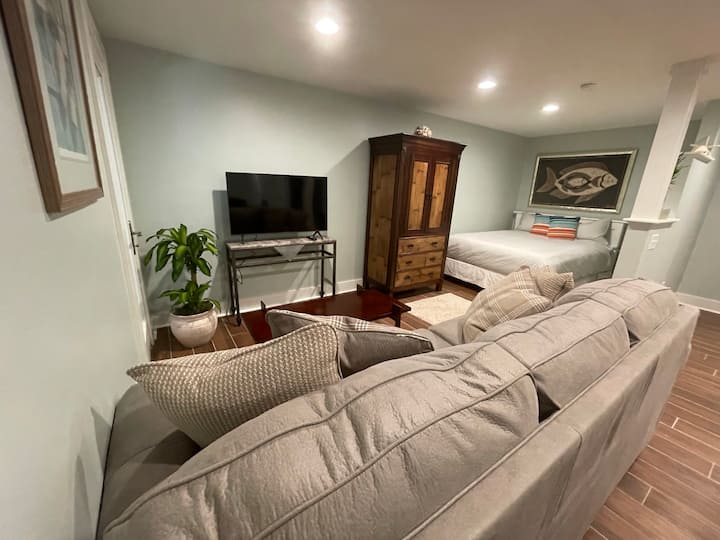 Downtown Ei Studio With Private Beach Access - Emerald Isle, NC