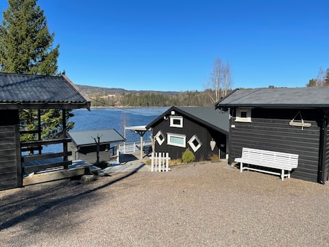 Successful Airbnb property: Great view of the lake with jetty and bathing area in Vestfold