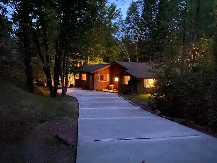 Heins Haven North on the Betsie River Cabins for Rent in