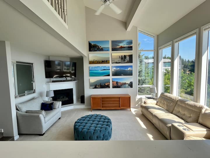 Big Views Retreat- close to beach