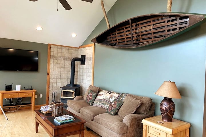 Quiet, 3 Bdrm Mountain-top With Breathtaking Views - West Virginia