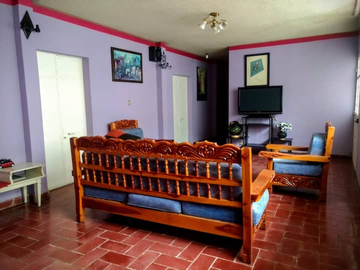 Casa Calvario Con Excelente Ubicación En La Ciudad De Oaxaca De Juárez - Oaxaca