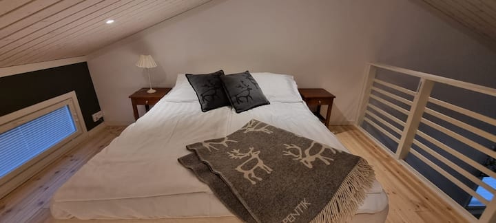 Sa itaas ng kuwarto, na may mga de - kalidad na linen. 