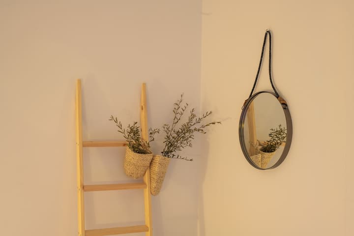 დეტალურად Deco ოთახი 1