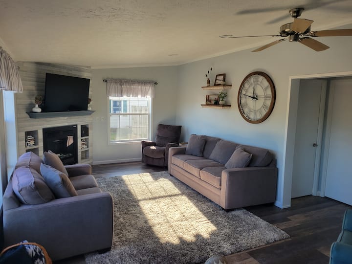 Wixom Lake Vacation Rentals & Homes Michigan, United States Airbnb