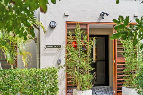 Top performing Airbnb: Beachside Villa "Shutters" in Suffolk Park