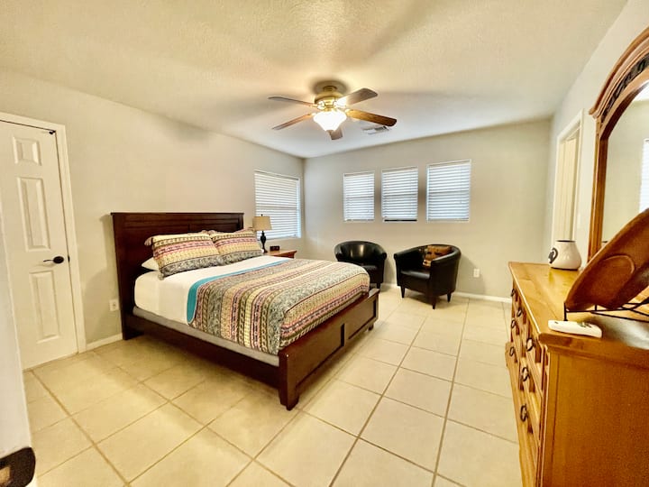 Guest bedroom with walk in closet