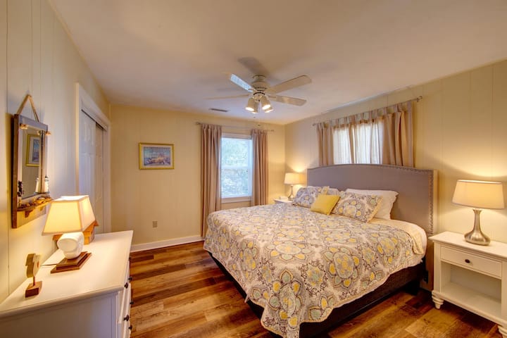 Primarna spavaća soba s bračnim krevetom