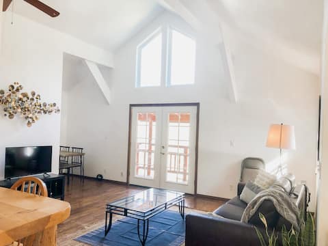 Lowman Lodge:  Home Near Hot Springs!