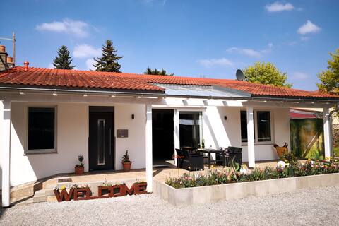 Auszeit Erfurt - stylish bungalow - close to the center