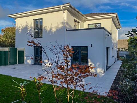 Luxury Eco house close to beaches in Rock