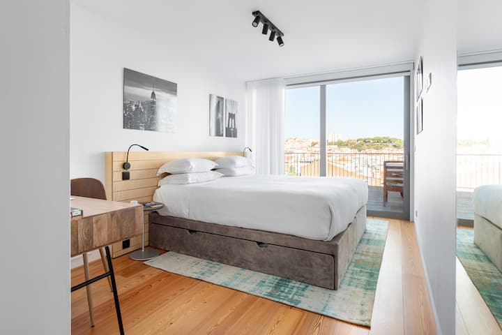 Bedroom 2 | With comfortable King size bed or 2 twins...You can choose!