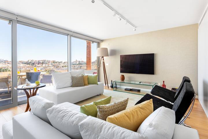 LUXURIOUS, BRIGHT & LARGE TERRACE WITH GREAT VIEW gallery image 5