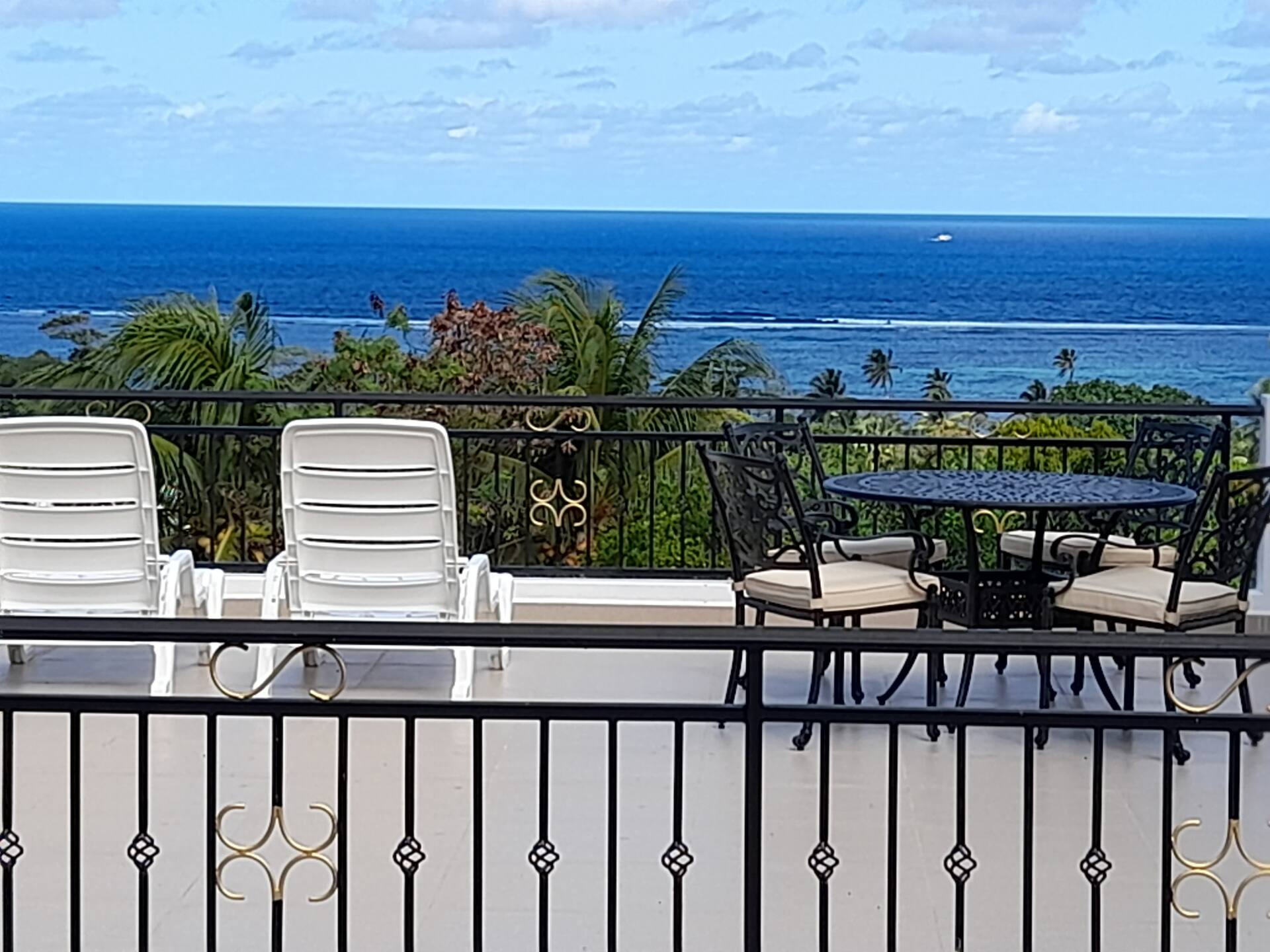 Dawn Self-Catering
