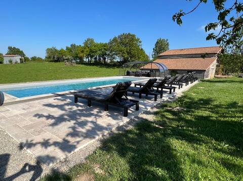 "Grange & Logis" - Pool & spa - @la_milliere