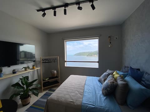 Studio RM - Frente ao mar!