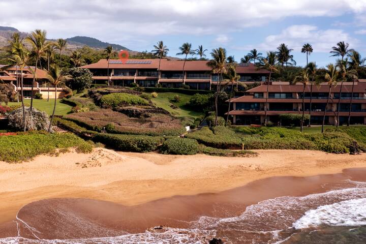 Beach Front Luxury in Makena gallery image 5