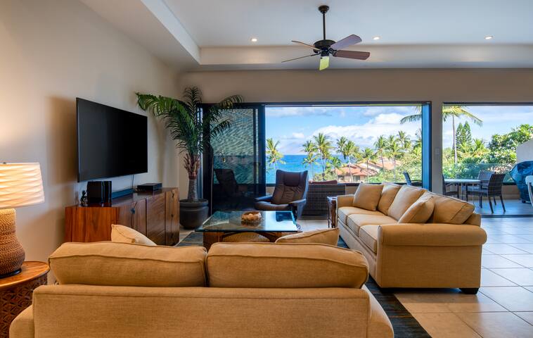Beach Front Luxury in Makena gallery image 4