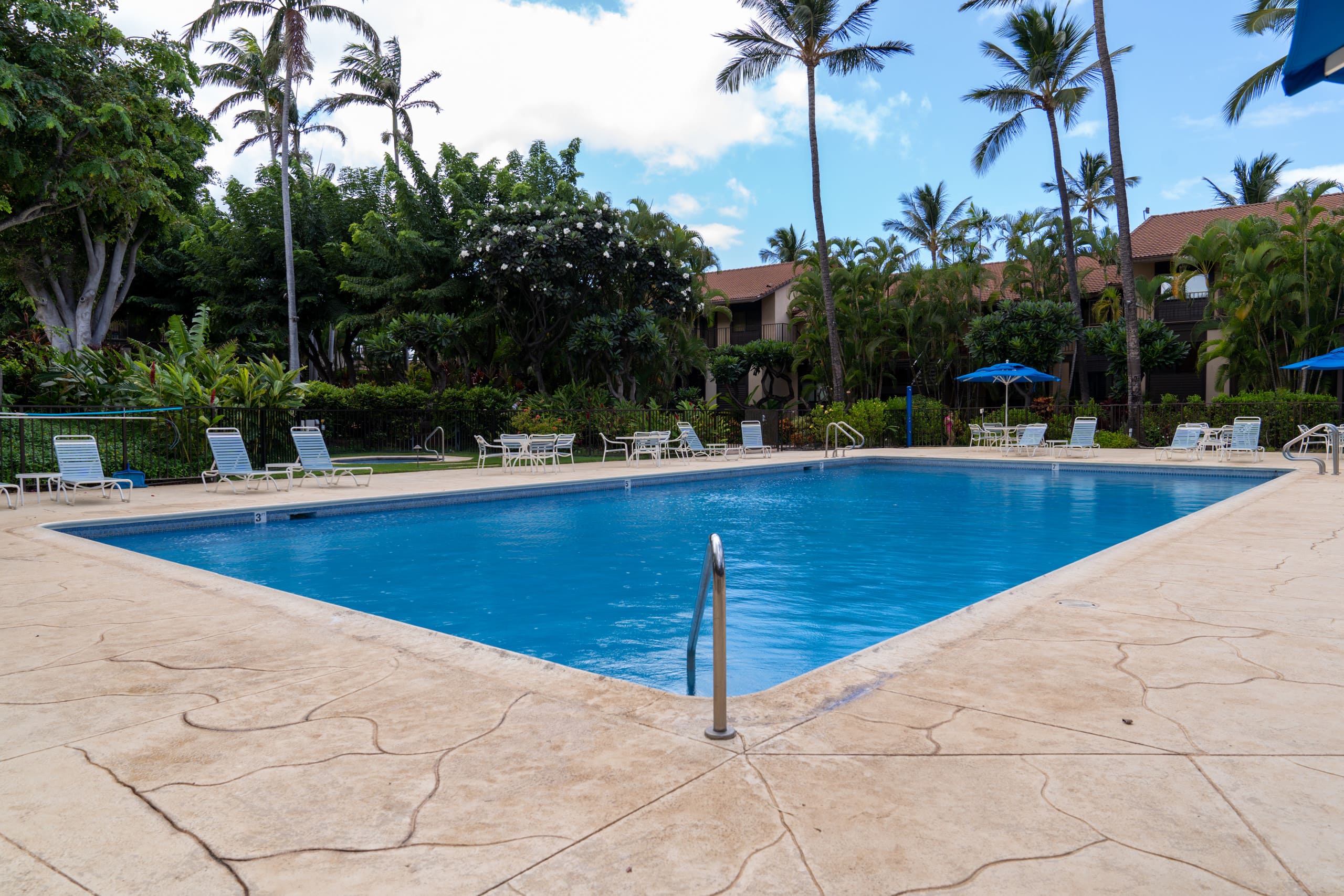 Condo in Kihei · ★4.96 · 2 bedrooms · 4 beds · 2 baths - Image 32