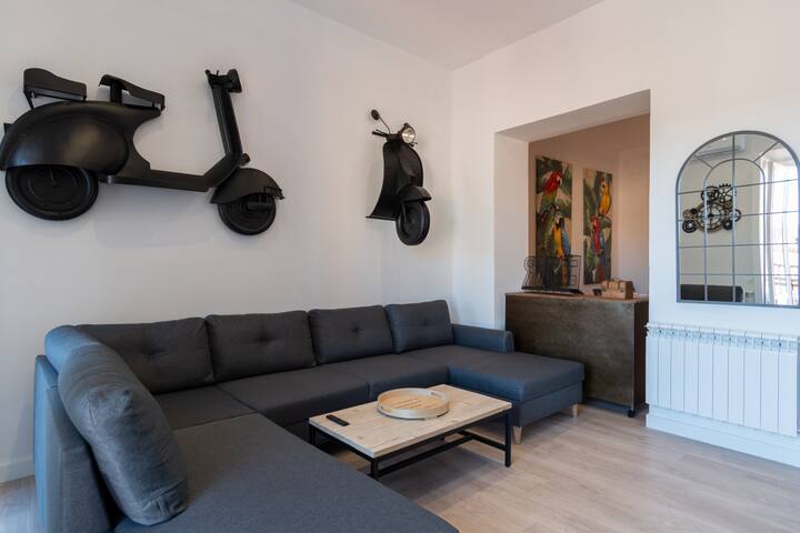 PLAZA MAYOR groups by MONARO***** gallery image 5