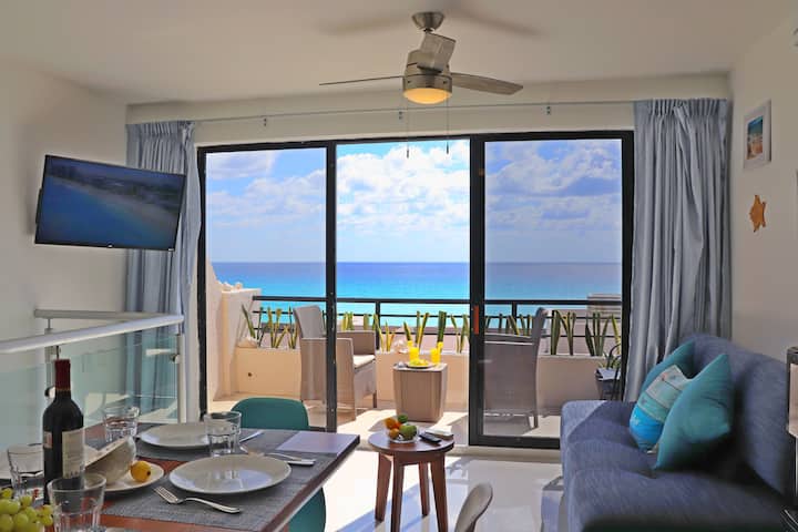 Beach Front Condo W/ Ocean View~fast Wifi~3 Pools - Cancún
