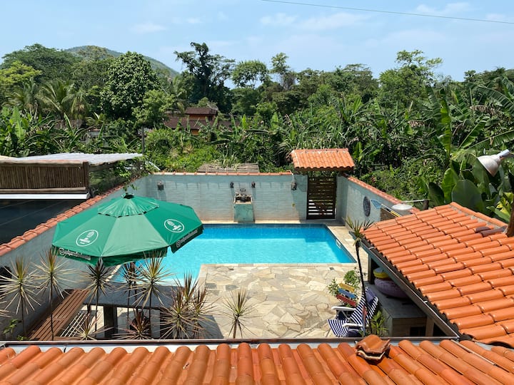 Quarto Compartilhado Em Casa Com Piscina - São Sebastião
