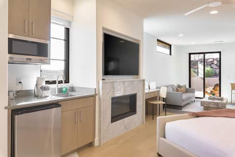 Successful Airbnb property: Modern Luxury Casita near Snow Canyon and Tuacahn in Ivins