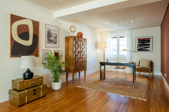 Red Decor & Stylish Suites Terraces Tomas Ribeiro