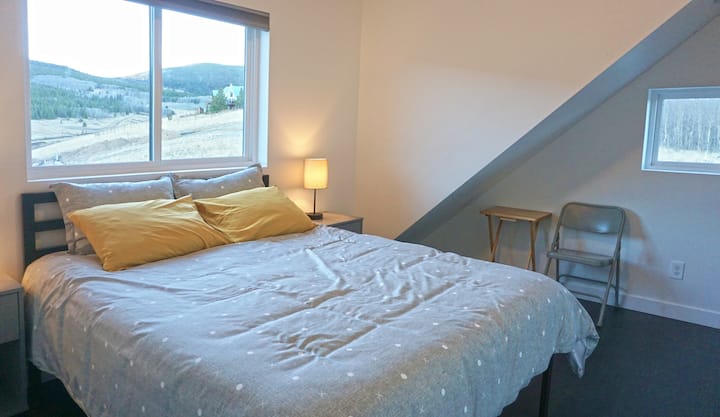 Spavaća soba u potkrovlju (zapadno)