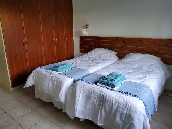 Dormitorio 3: camas individuales.