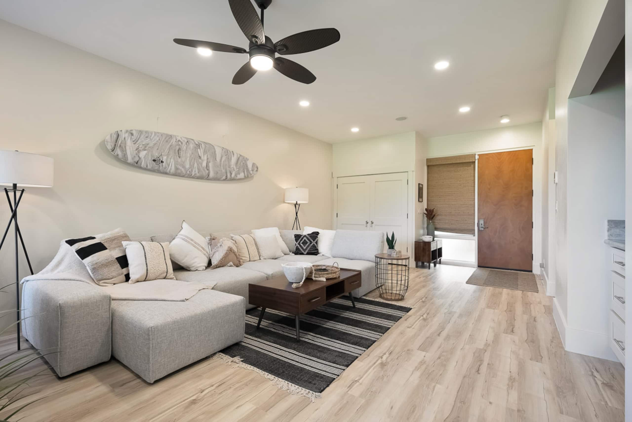 Condo in Lahaina · ★4.99 · 1 bedroom · 2 beds · 2 baths - Image 7