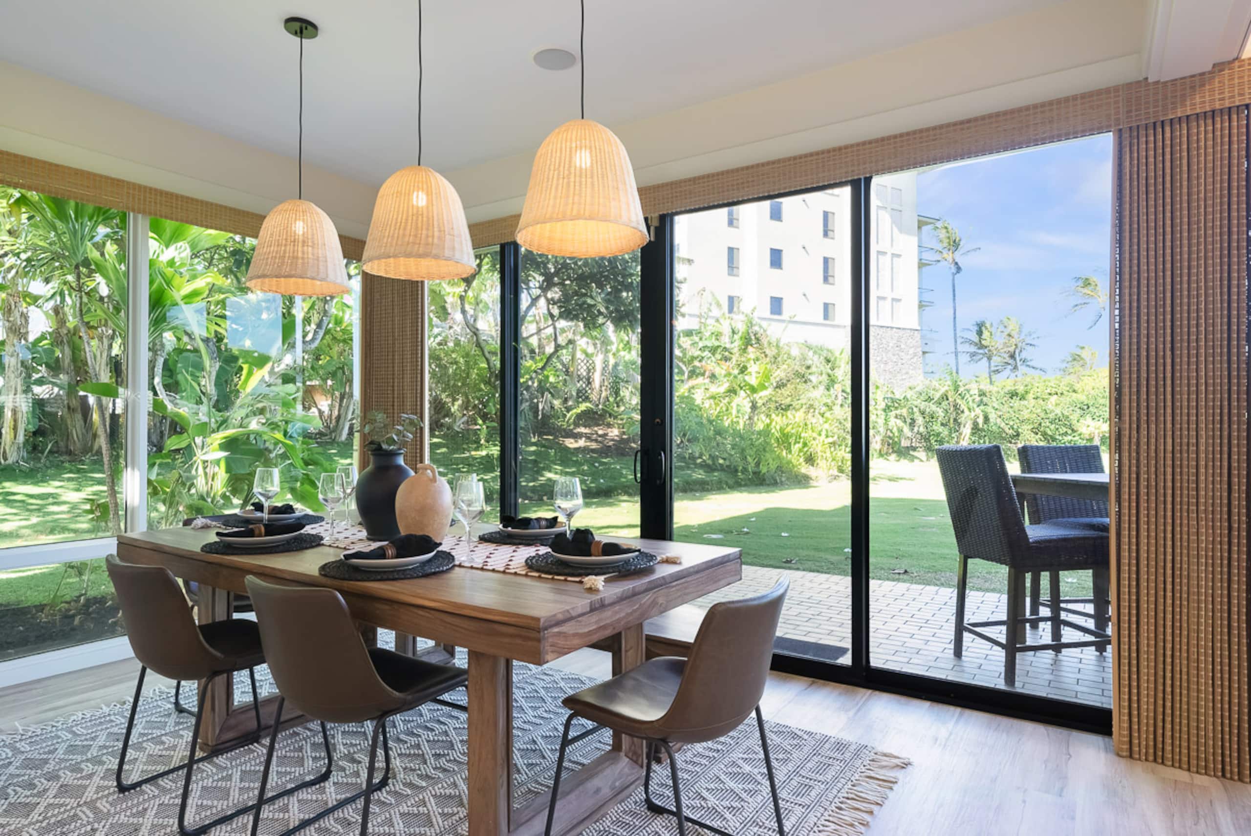 Condo in Lahaina · ★4.99 · 1 bedroom · 2 beds · 2 baths - Image 15
