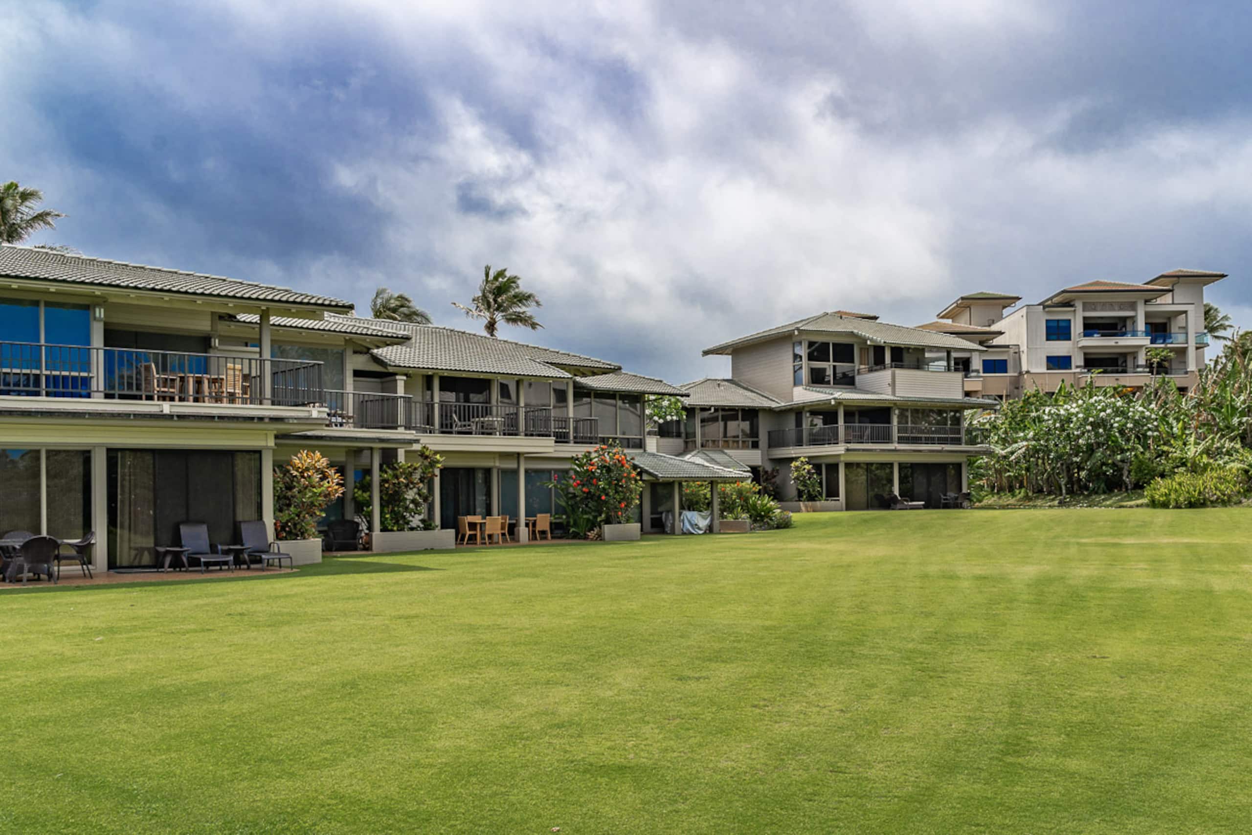 Condo in Lahaina · ★4.99 · 1 bedroom · 2 beds · 2 baths - Image 48