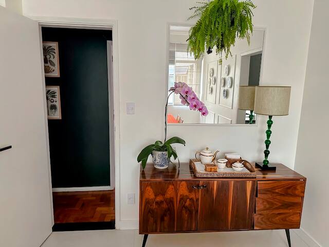 Copacabana posto 5: apartamento impecável gallery image 5