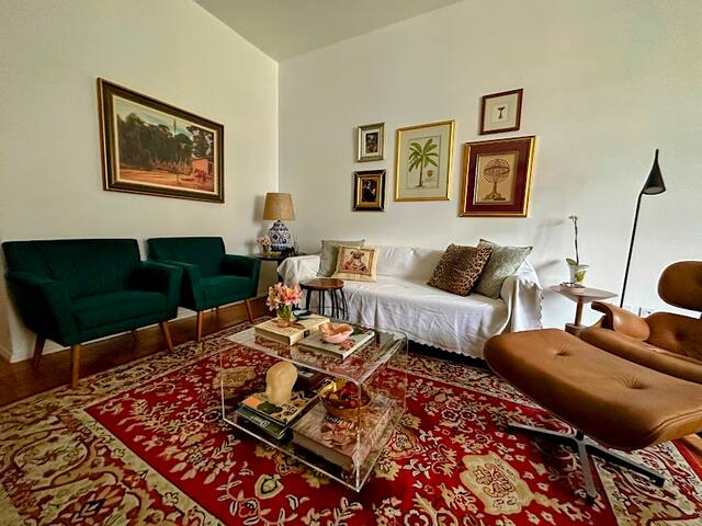 Copacabana posto 5: apartamento impecável gallery image 3