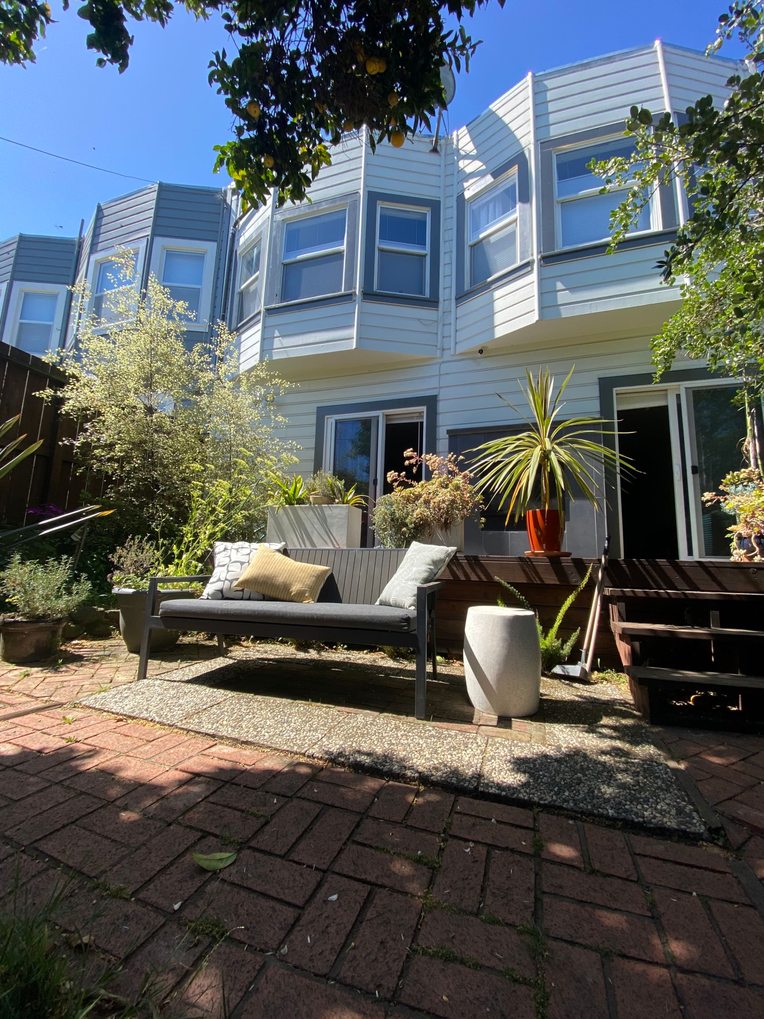 Peaceful garden space in nice neighborhood in SF - Image 10