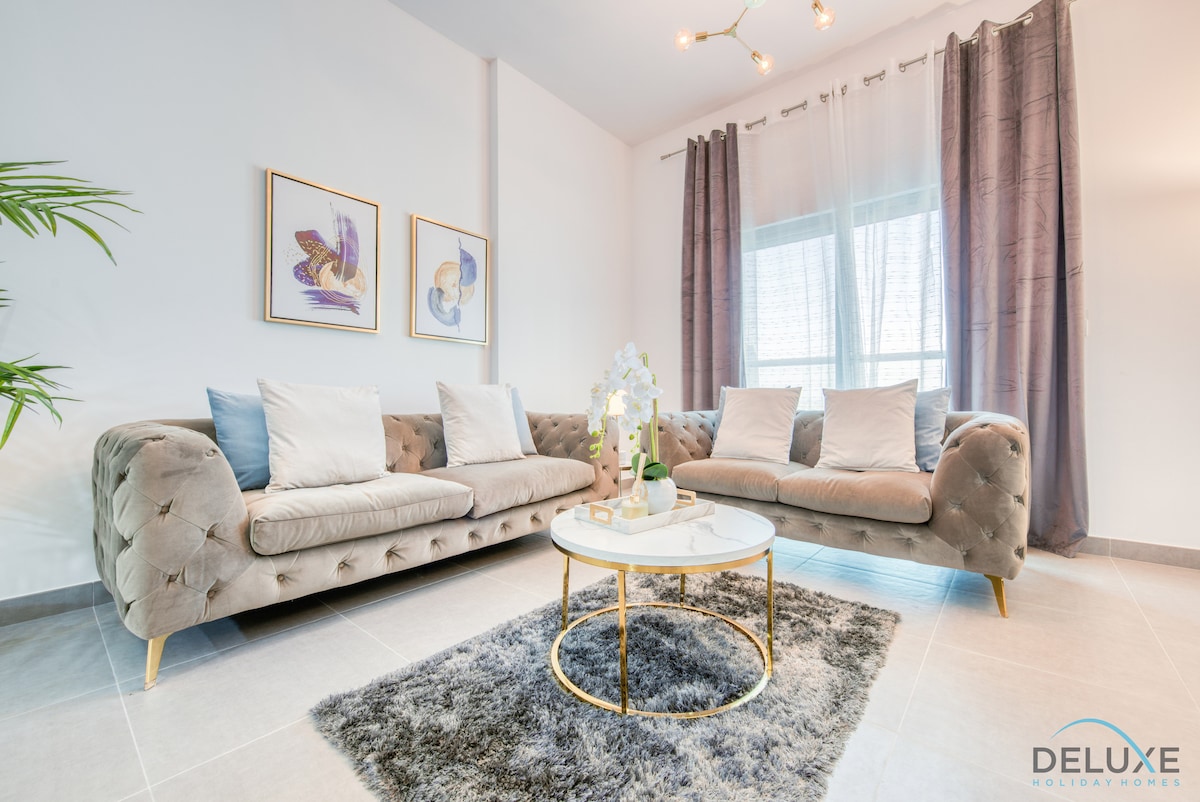 Successful Airbnb property: Nearby Leisure Attractions w/ Top-tier Amenities in Al Barsha South Second