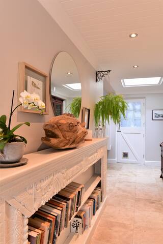 Hout Bay Forest House gallery image 4