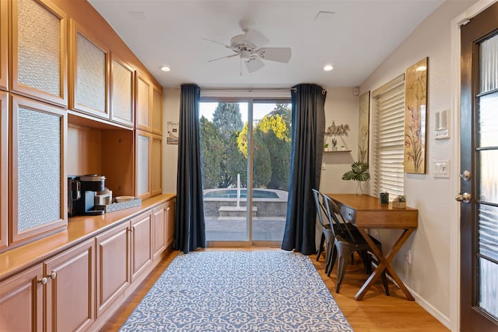 The Nook @ Primary Master Suite