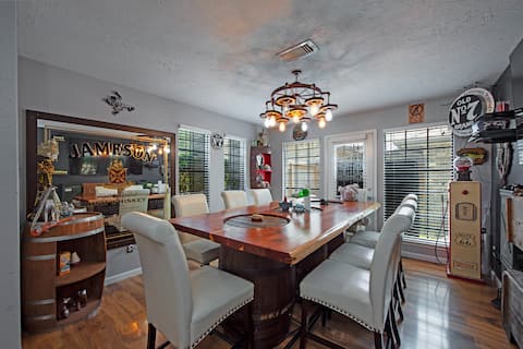 Book Meadow Briar Manor, near Sugar Land!