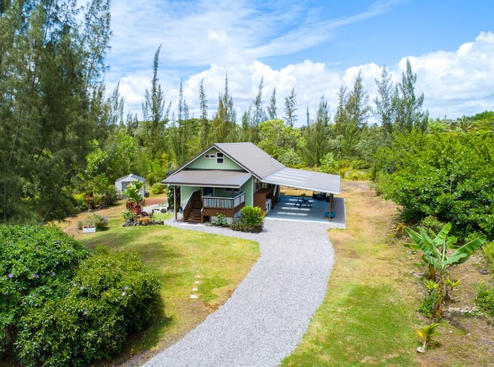 Tutu's Getaway Cottages for Rent in Hawaiian Paradise Park, Hawaii