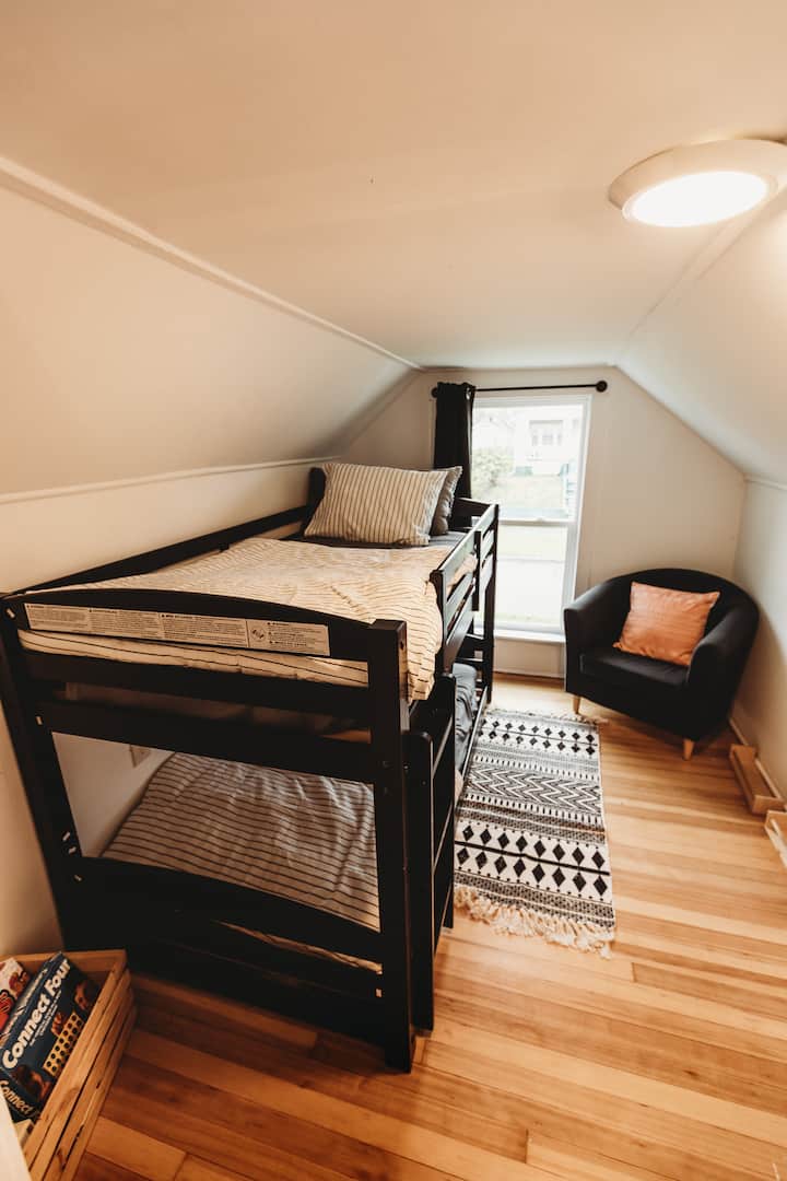 საძინებელი 2