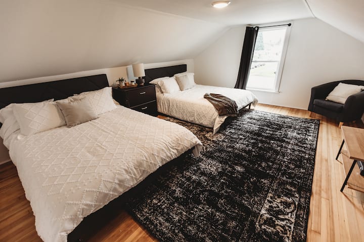 საძინებელი 4